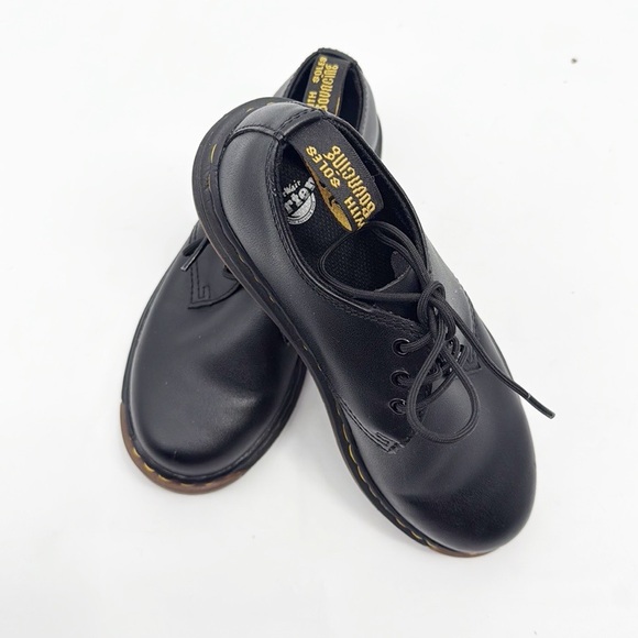 Dr Martens Cavendish Black Leather Flats Youth Junior size 1 Lace Up Loafer NWOT - Picture 12 of 13